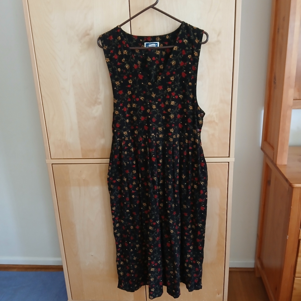 Bryn Connelly Flower sleeveless dress 100 % Cotton size 6 used